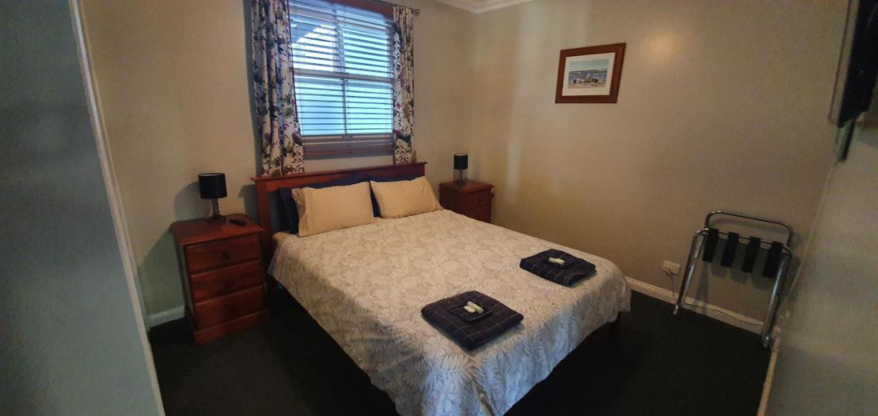 Sustainable B&B By The Bay Brisbane Extérieur photo