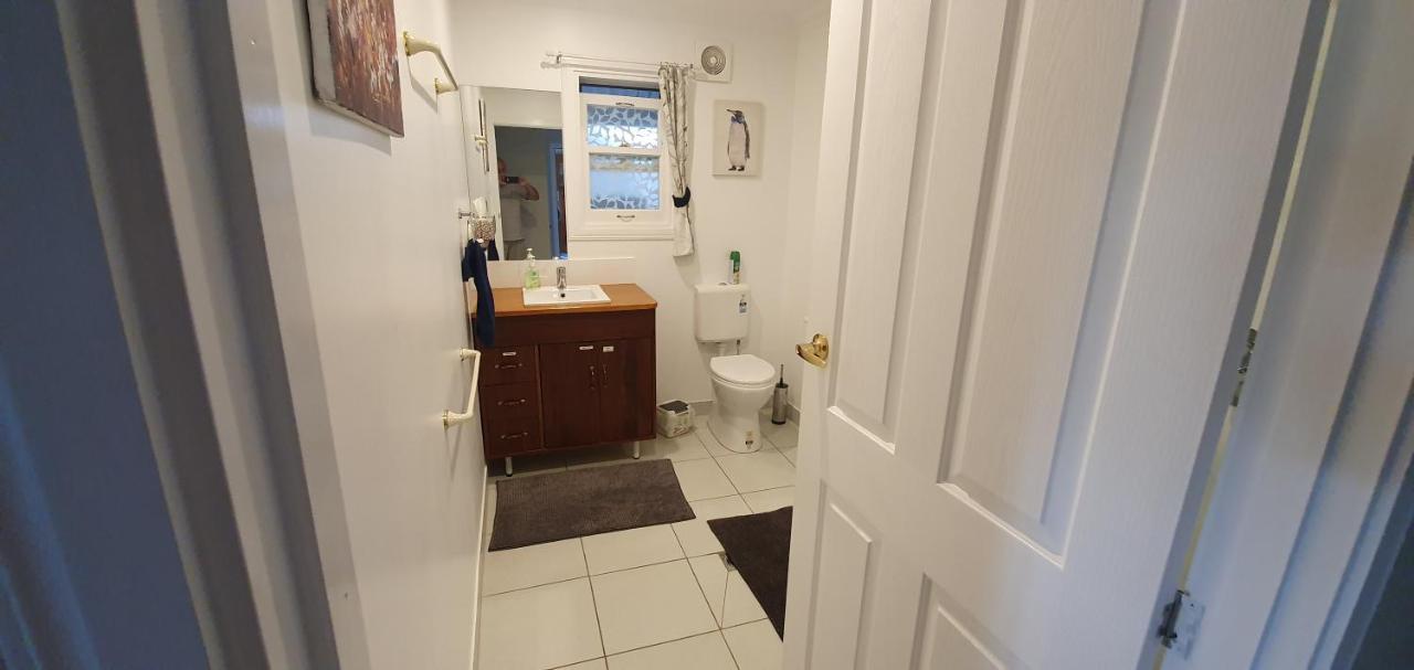 Sustainable B&B By The Bay Brisbane Extérieur photo